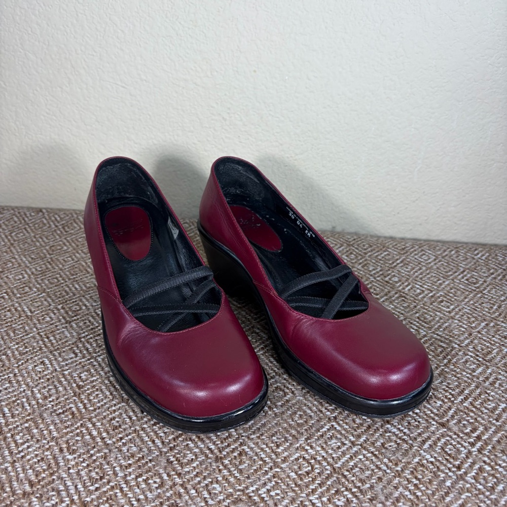 Dansko Burgundy Mary Jane Heels Sz 39 US 8.5-9 Boho Cottagecore Grunge Preppy
